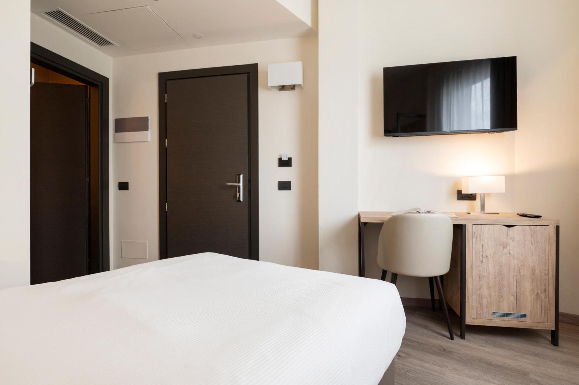Hotel Plaza San Martino Siccomario Eksteriør billede